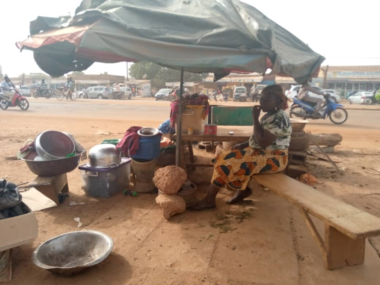 Ouagadougou : Comment Epima a pris soin de ses cinq enfants en vendant des gâteaux 1