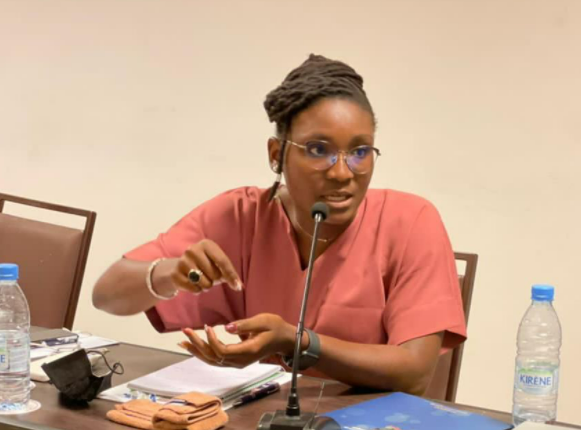 Reine Stéphanie Thiombiano : le visage de la promotion de la SSR au Burkina 1