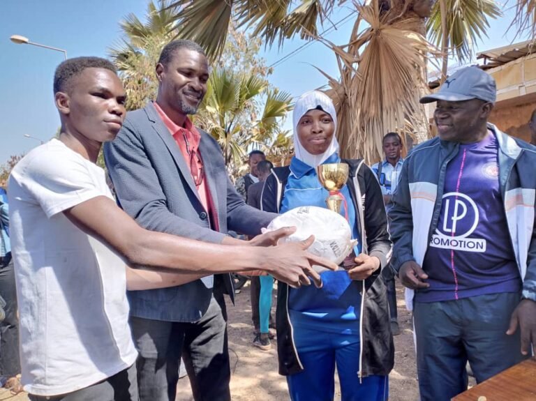 Football féminin : les étudiantes en Master 2 de l’IPERMIC remportent un match amical contre la Licence 3 22