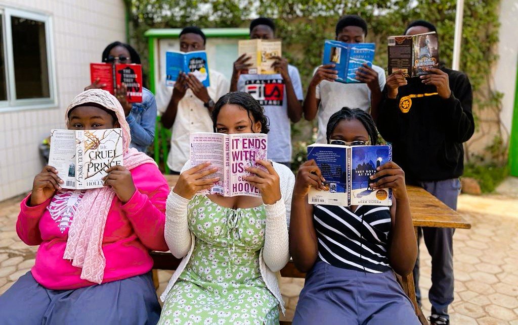 « L’idéal, c’est de lire un livre par mois », Suraїya Toni, promotrice de la bibliothèque – Change- 3