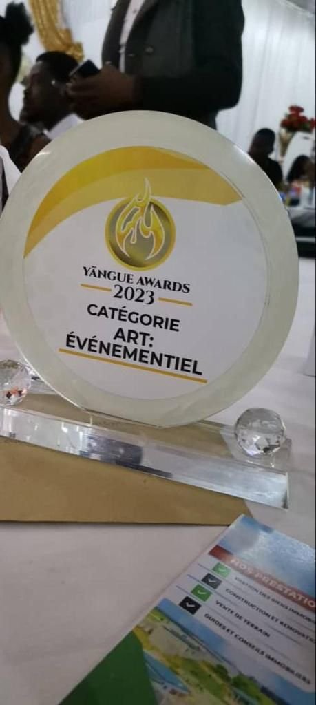 Yangue Awards 2023 : Safia Joella Zango lauréate du trophée – Evènementiel- 2