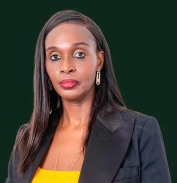 BAD : Aïda Ndir Ngom, la nouvelle directrice du Département du développement du secteur privé 7
