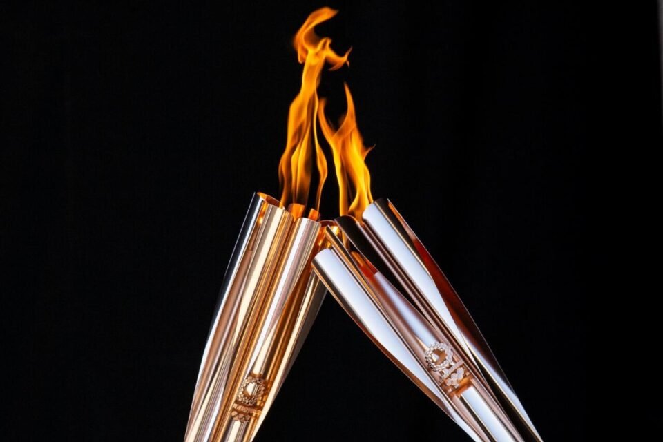 Jeux sportifs Paris 2024 : Hawa Sangaré porteuse de la flamme olympique 2