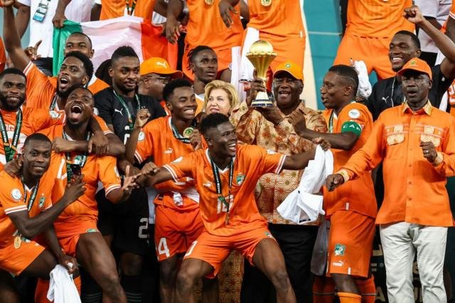 CAN 2023 : Alassane Ouattara offre plus d’un milliard de FCFA pour les joueurs de la sélection ivoirienne et leur staff 2