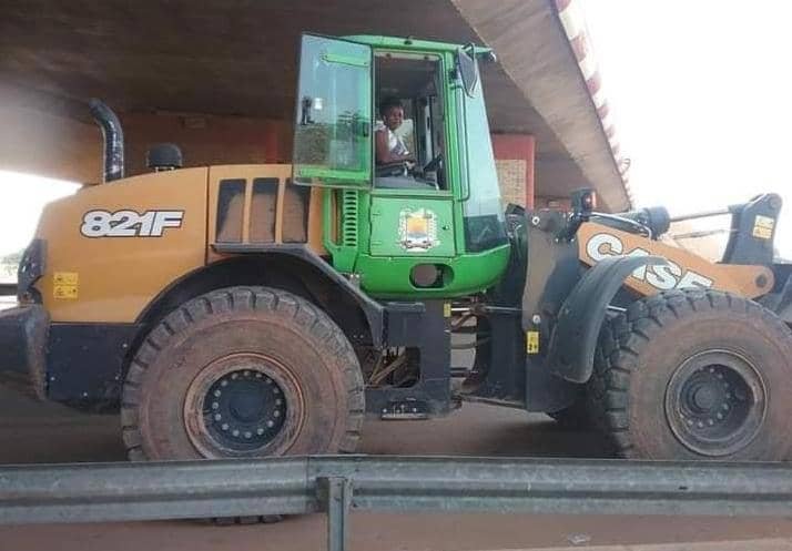 Assetou Nabolé : La femme au volant d’engins lourds 3