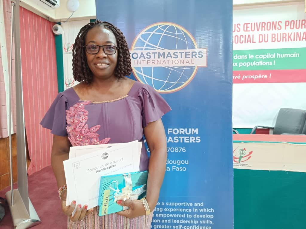 Toastmasters : Josiane et Moustapha de nouveau champions des concours d’évaluation et de discours au niveau du secteur 7 2