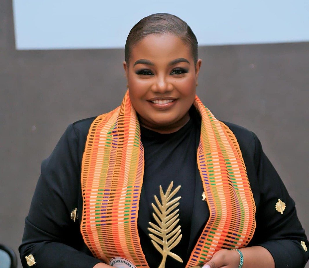 Deborah Mutund sacrée meilleure présentatrice Média Afrique 2