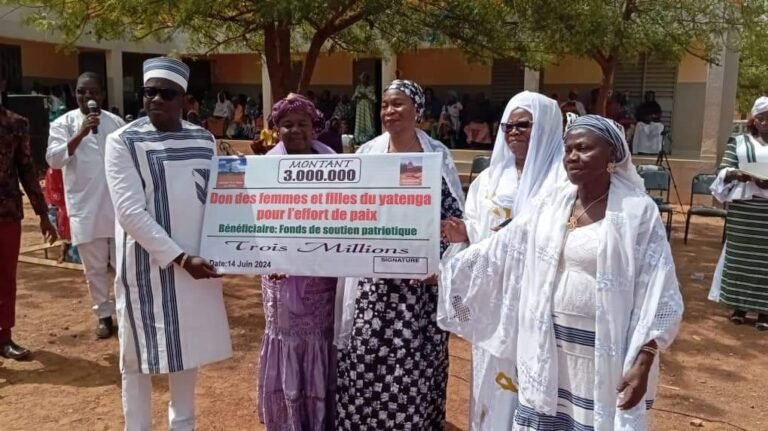 Burkina : Des femmes du Yatenga soutiennent les FDS et VDP avec 3 millions de FCFA 3