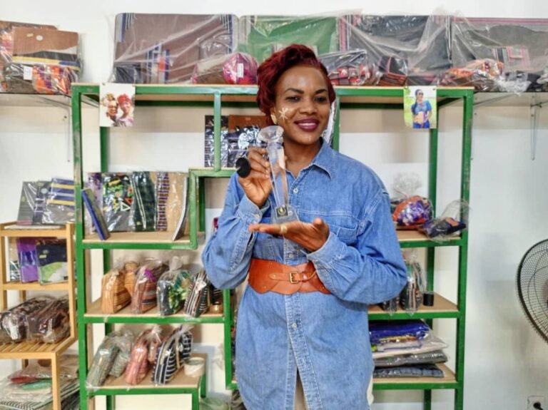 Safia Coulibaly : Une passionnée des accessoires de mode 1