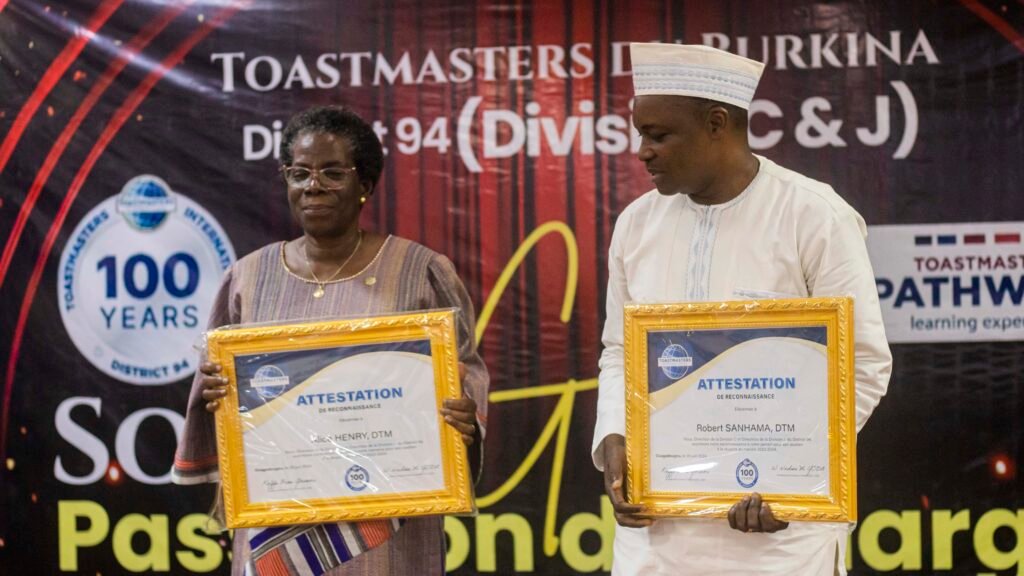 Toastmasters Burkina Division C & J : Une soirée gala mémorable et de reconnaissances 7