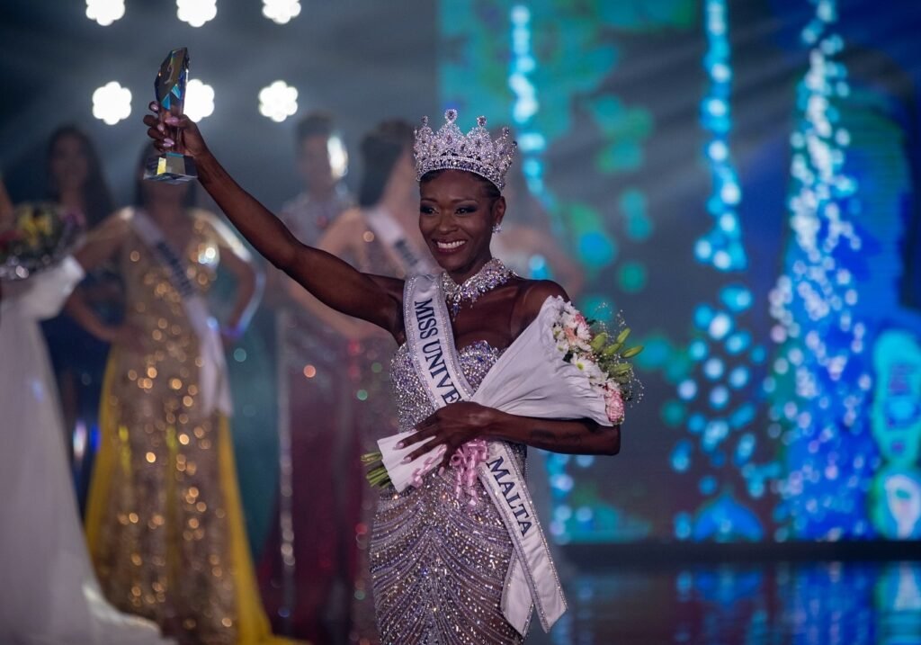 Miss Univers Malte : Une mère de trois enfants élue reine de la beauté 2