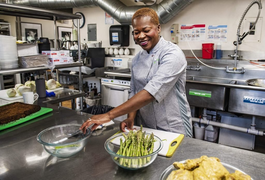 Mawa McQueen : La crêpière ivoirienne qui promeut la gastronomie africaine aux USA 2