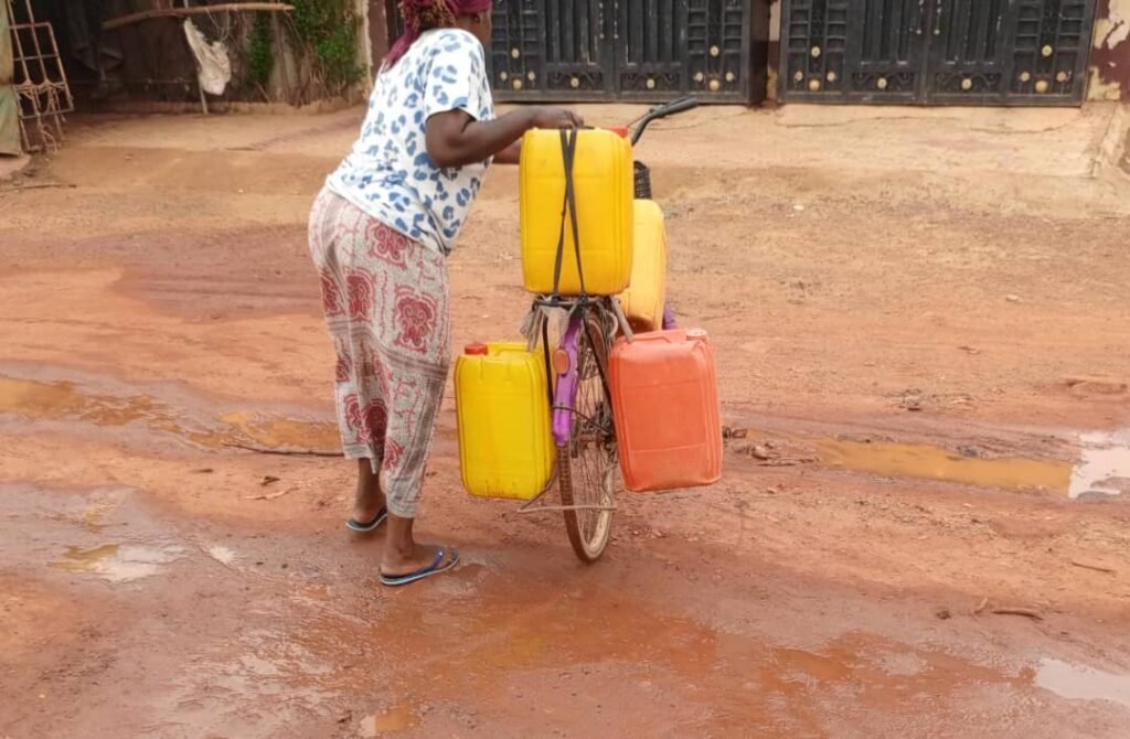 Ouagadougou : Deux héroïnes des fontaines d’eau racontent leur quotidien 4