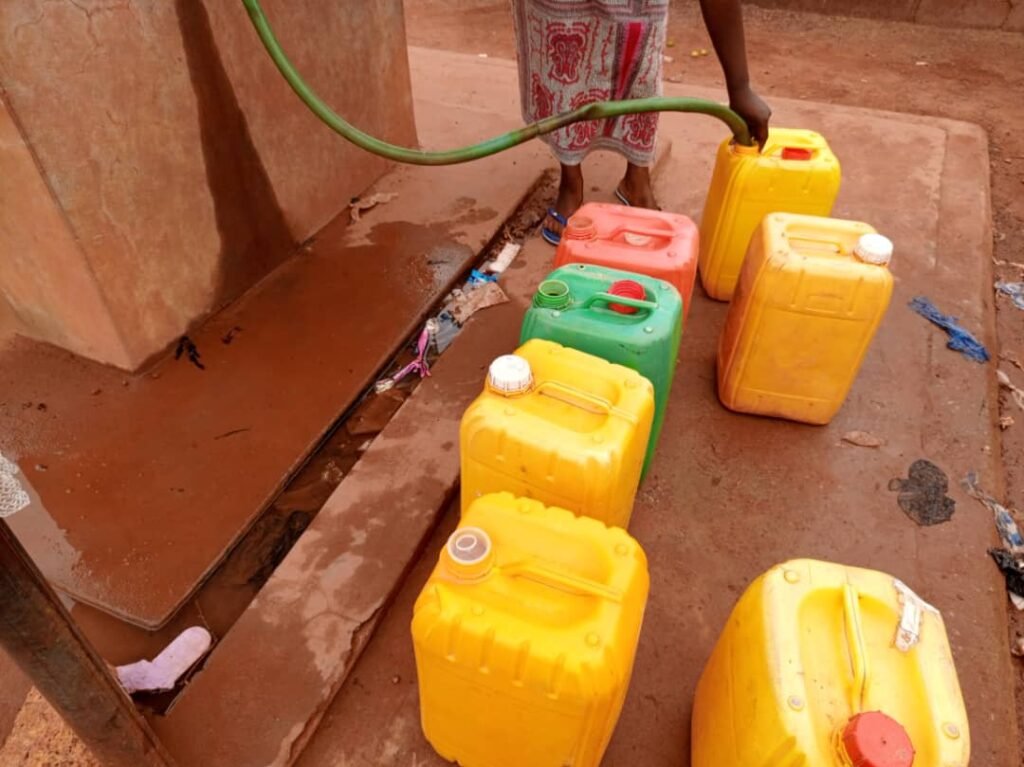 Ouagadougou : Deux héroïnes des fontaines d’eau racontent leur quotidien 3