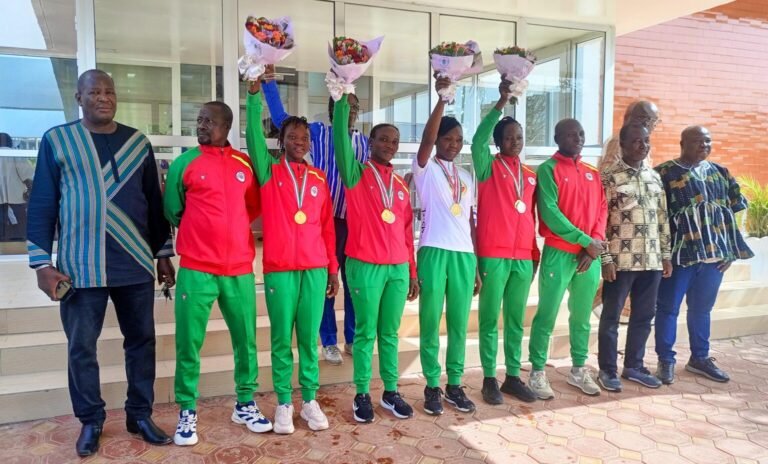 Sport : Les Étalons cyclistes féminins accueillis en héroïne à Ouagadougou 4