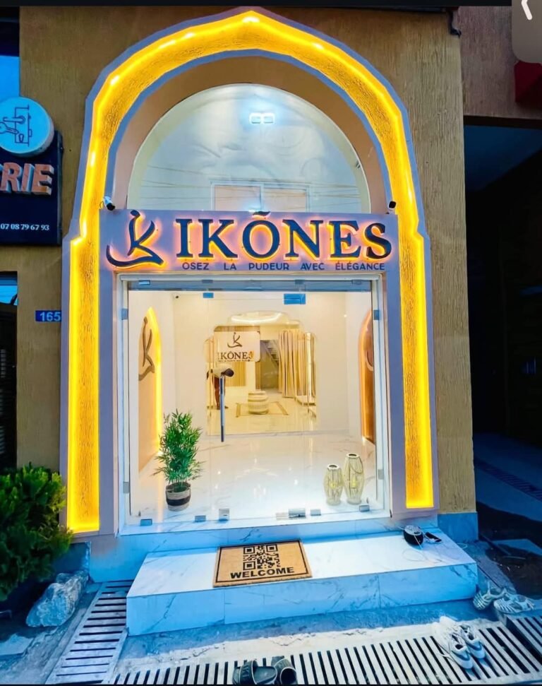 Ikônes : La première boutique de vente de Abaya de Konnie Touré 1