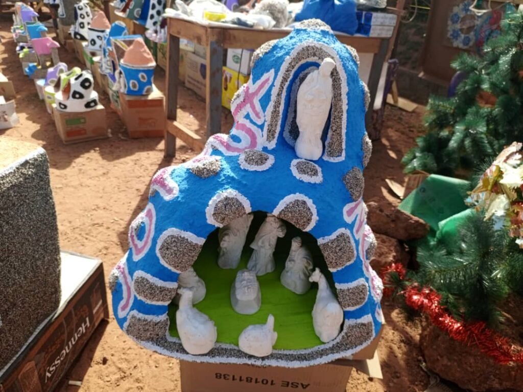 Ouagadougou : Des crèches annoncent la Noël dans la ville 2