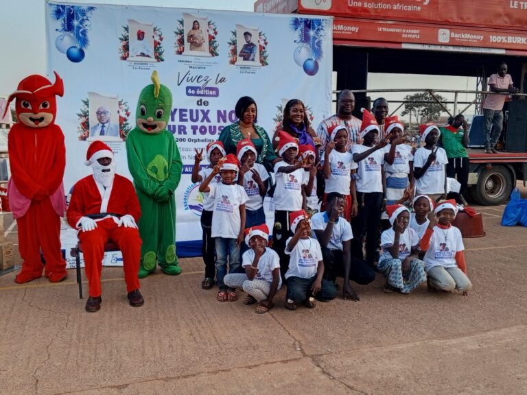 ‘’Joyeux Noel pour tous’’ : 200 enfants démunis et 8 veuves retrouvent le sourire   4