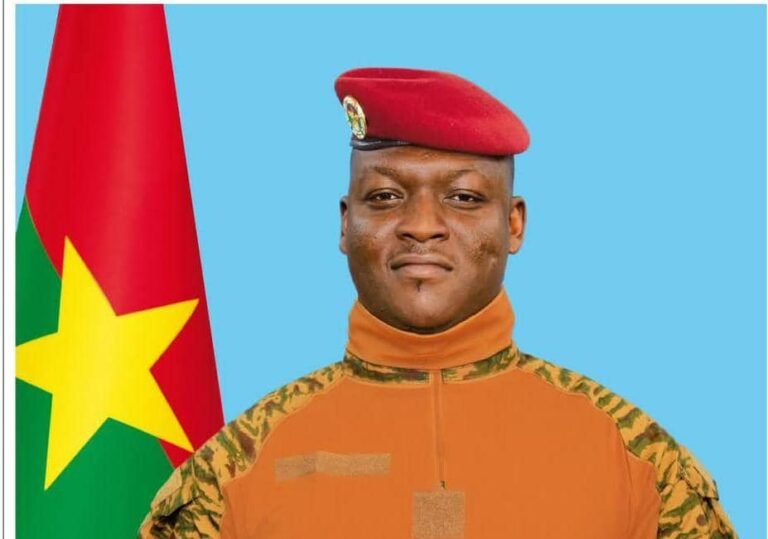 Burkina : Une nouvelle photo pour le Président Ibrahim Traoré 7