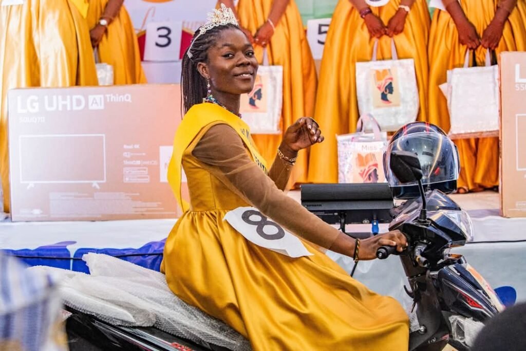 Benin: Salomé Houenafa Kohougbala est la miss littérature 2024 3