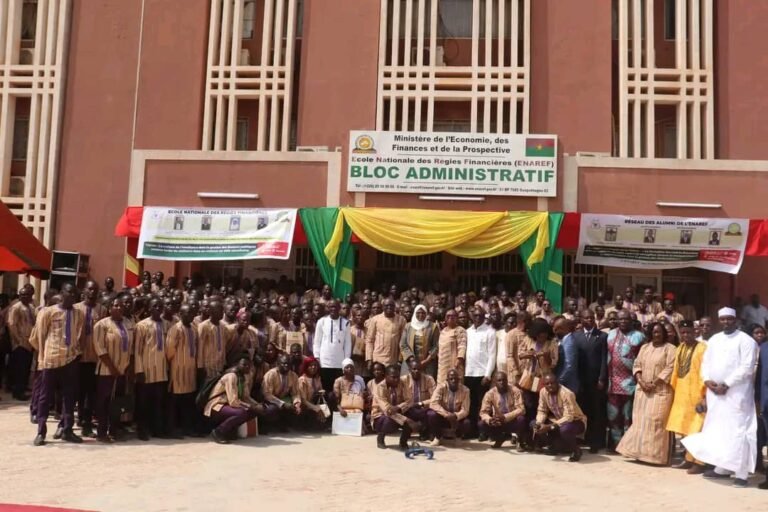 Burkina : La 35è promotion de ENAREF est sortie avec 49 femmes 5