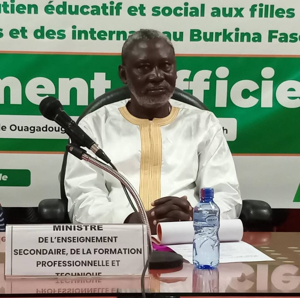 Burkina : Une éducation de qualité pour 500 filles PDI et des internats 4