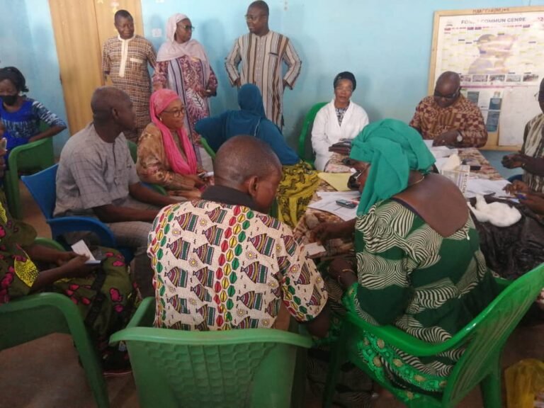 Bobo-Dioulasso : Le Collectif Femmes et Solidarités célèbre le 8 mars par une action sanitaire 10